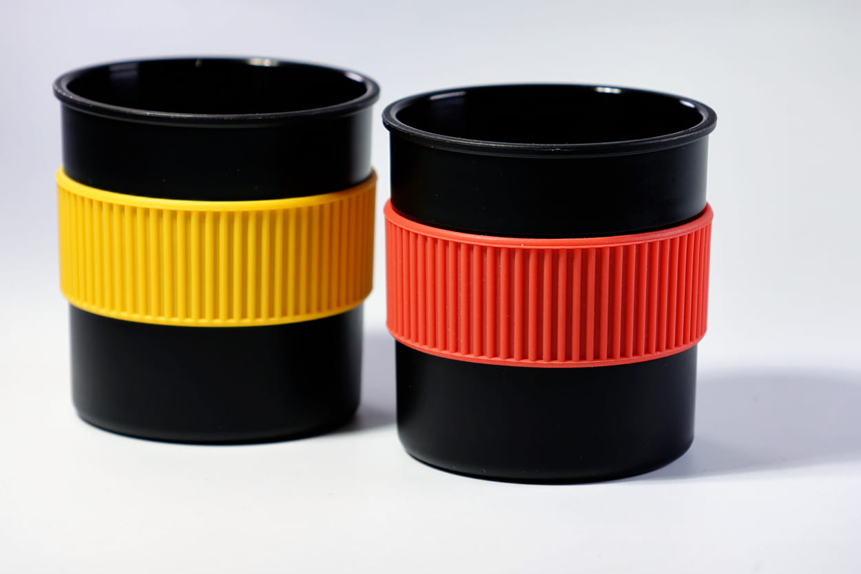 mokka to go_injection molded mugs_1